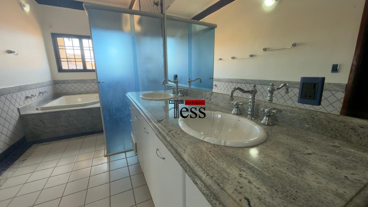 Casa com 4 quartos à venda, 360m² — foto 15 de 30