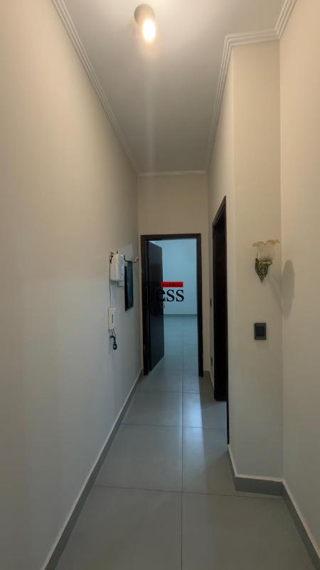 Casa com 4 quartos à venda, 360m² — foto 18 de 30