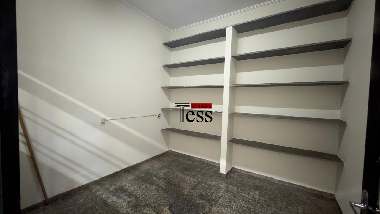 Casa com 4 quartos à venda, 360m² — foto 10 de 30