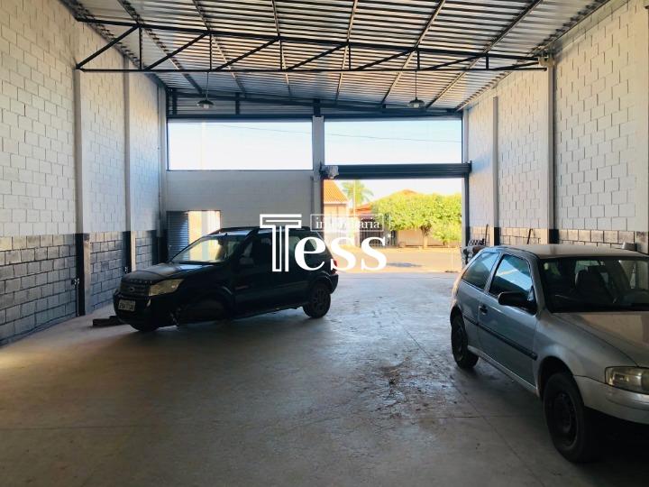 Loja / Salão / Ponto Comercial para aluguel, 190m² — foto 3 de 10
