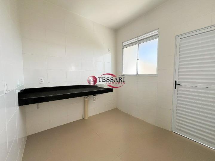 Casa de Condomínio com 3 quartos para aluguel, 92m² — foto 4 de 8