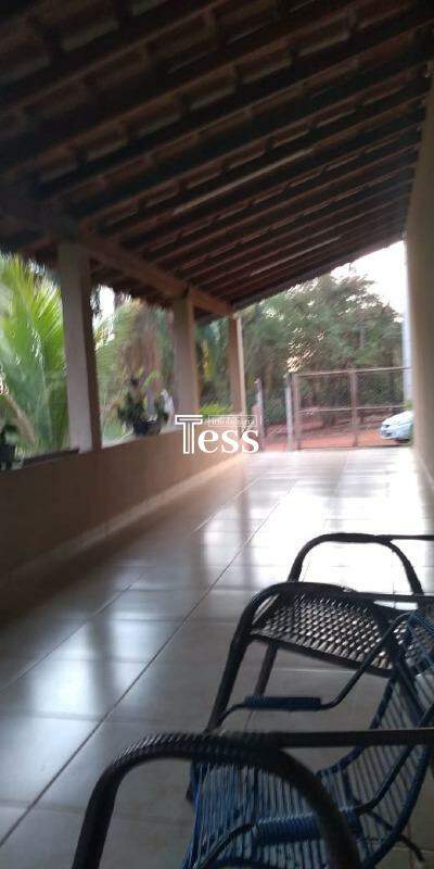 Fazenda / Sítio / Chácara com 1 quarto à venda, 160m² — foto 2 de 11