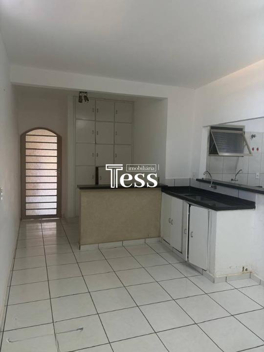 Casa com 3 quartos para aluguel, 90m² — foto 4 de 15