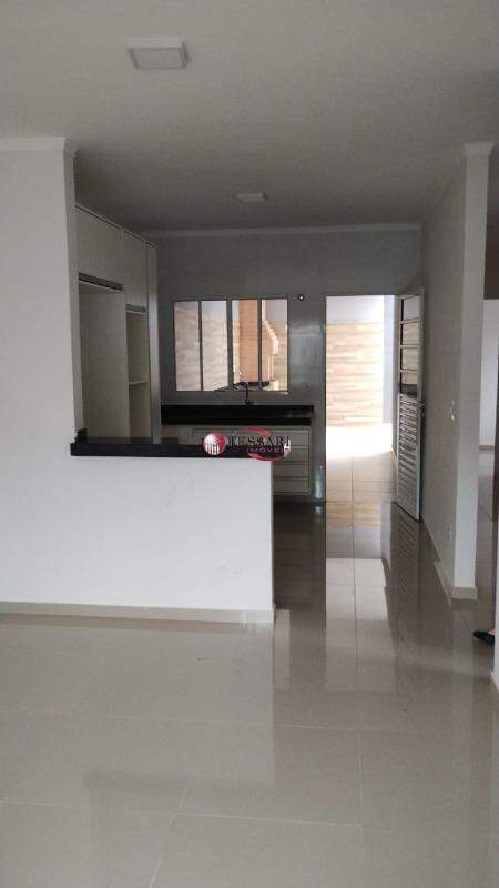 Casa com 3 quartos à venda, 120m² — foto 5 de 15
