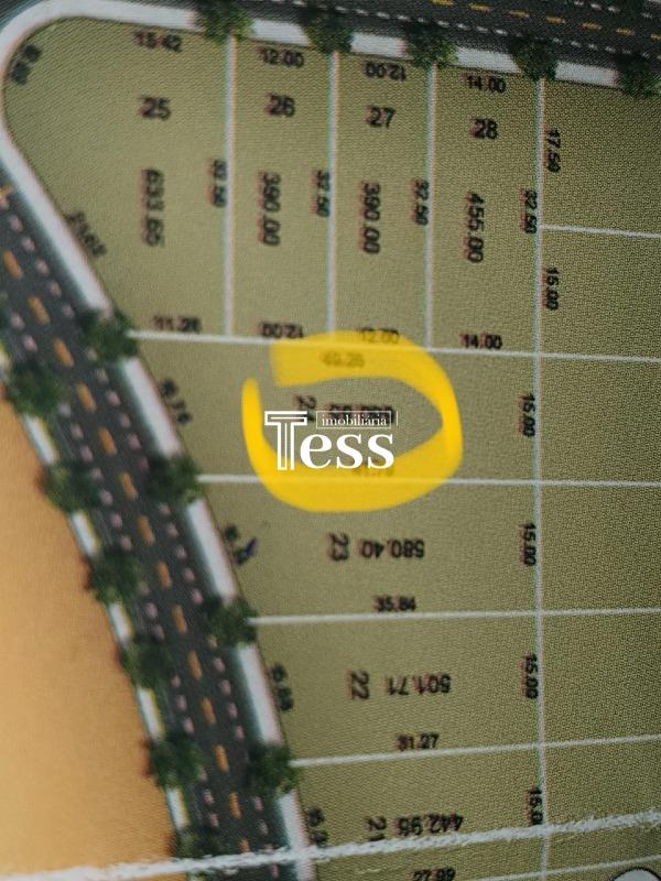 Terreno / Lote / Condomínio à venda, 681m² — foto 2 de 2