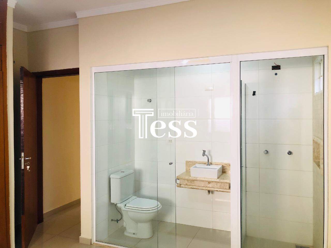 Casa com 3 quartos para aluguel, 166m² — foto 18 de 24