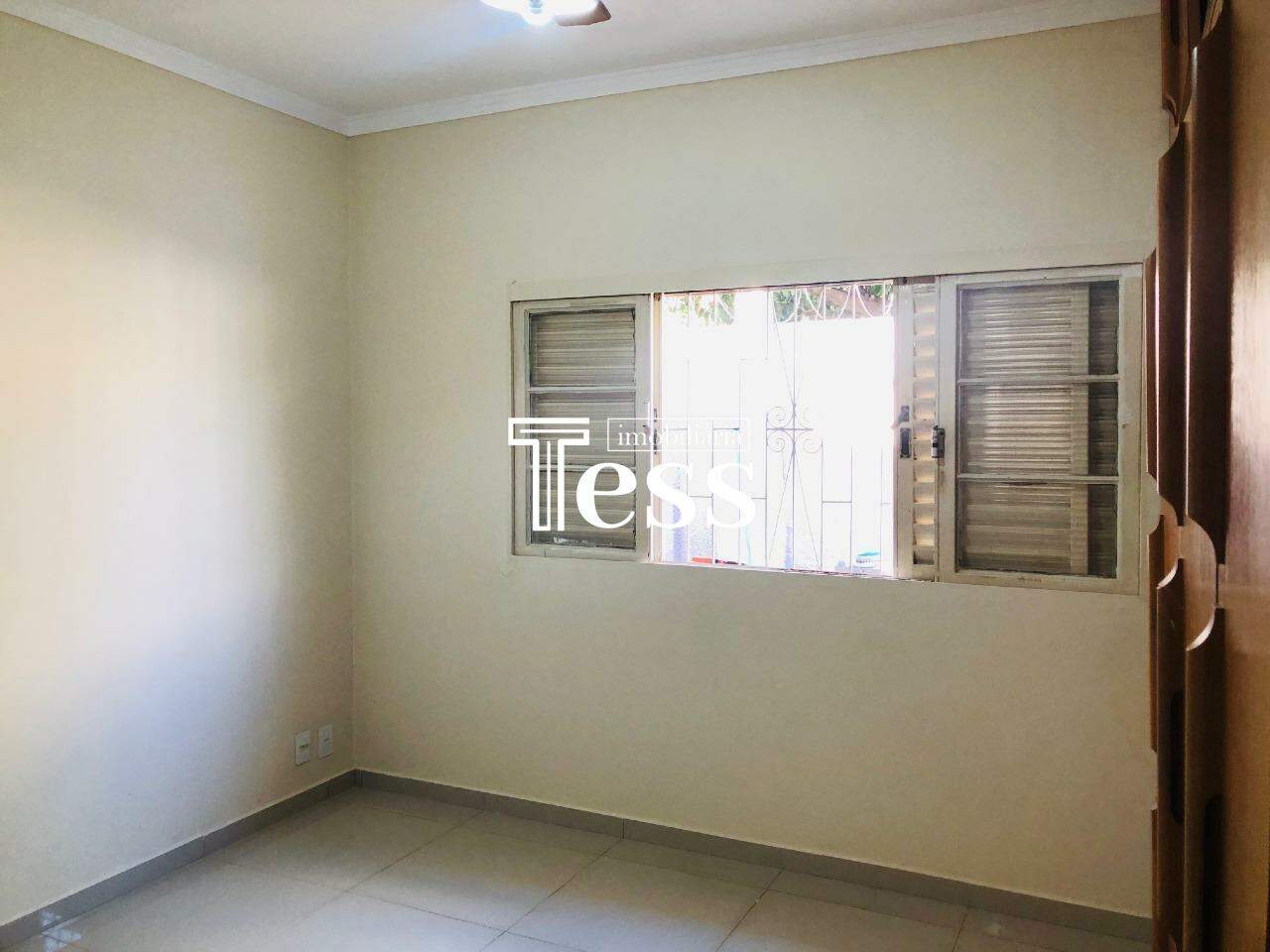 Casa com 3 quartos para aluguel, 166m² — foto 10 de 24