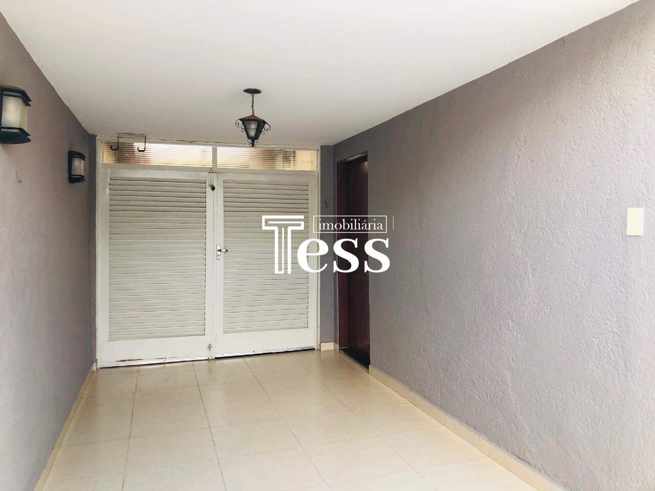 Casa com 3 quartos para aluguel, 166m² — foto 3 de 24