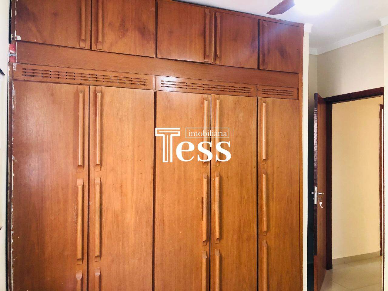 Casa com 3 quartos para aluguel, 166m² — foto 17 de 24
