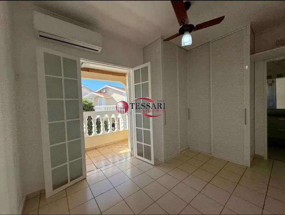 Casa de Condomínio com 3 quartos para aluguel, 137m² — foto 5 de 11