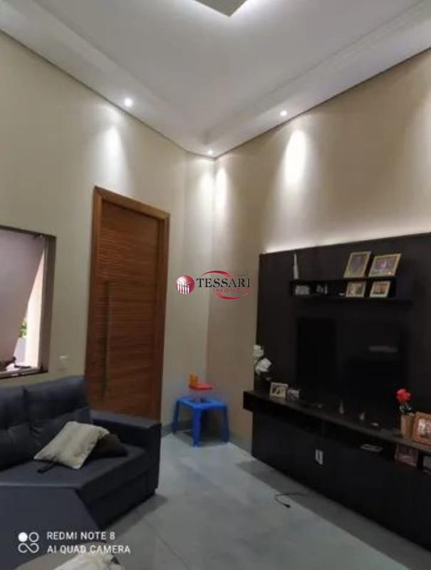 Casa de Condomínio com 4 quartos para aluguel, 210m² — foto 2 de 6