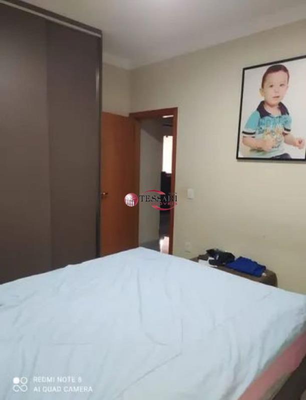 Casa de Condomínio com 4 quartos para aluguel, 210m² — foto 5 de 6