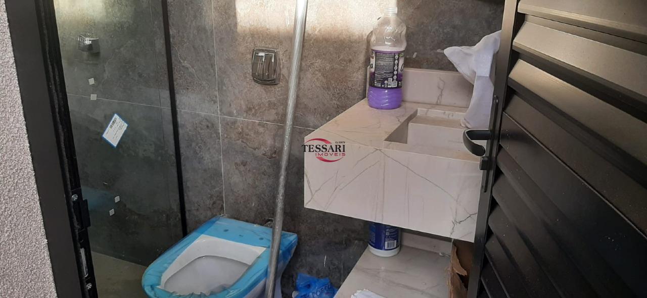 Casa de Condomínio com 3 quartos à venda, 224m² — foto 14 de 30