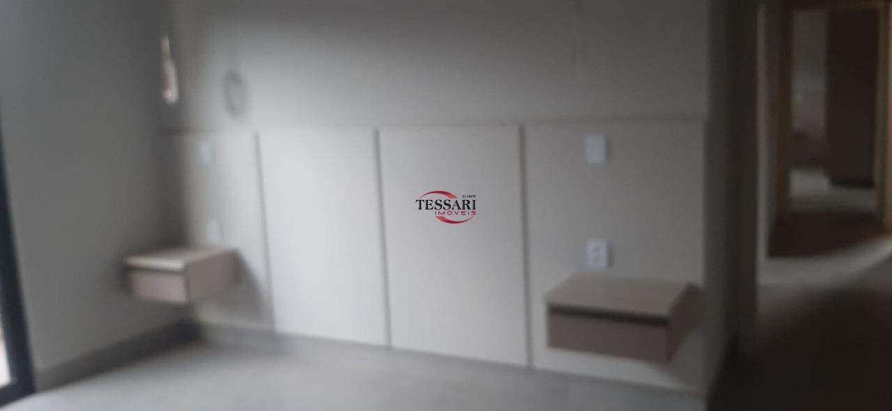 Casa de Condomínio com 3 quartos à venda, 224m² — foto 18 de 30
