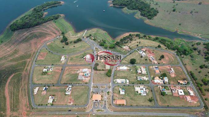 Terreno / Lote / Condomínio à venda, 760m² — foto 3 de 8