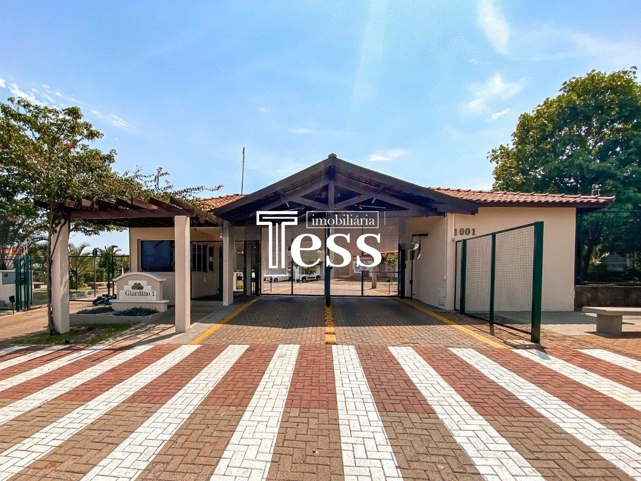 Casa de Condomínio com 3 quartos para aluguel, 140m² — foto 1 de 15