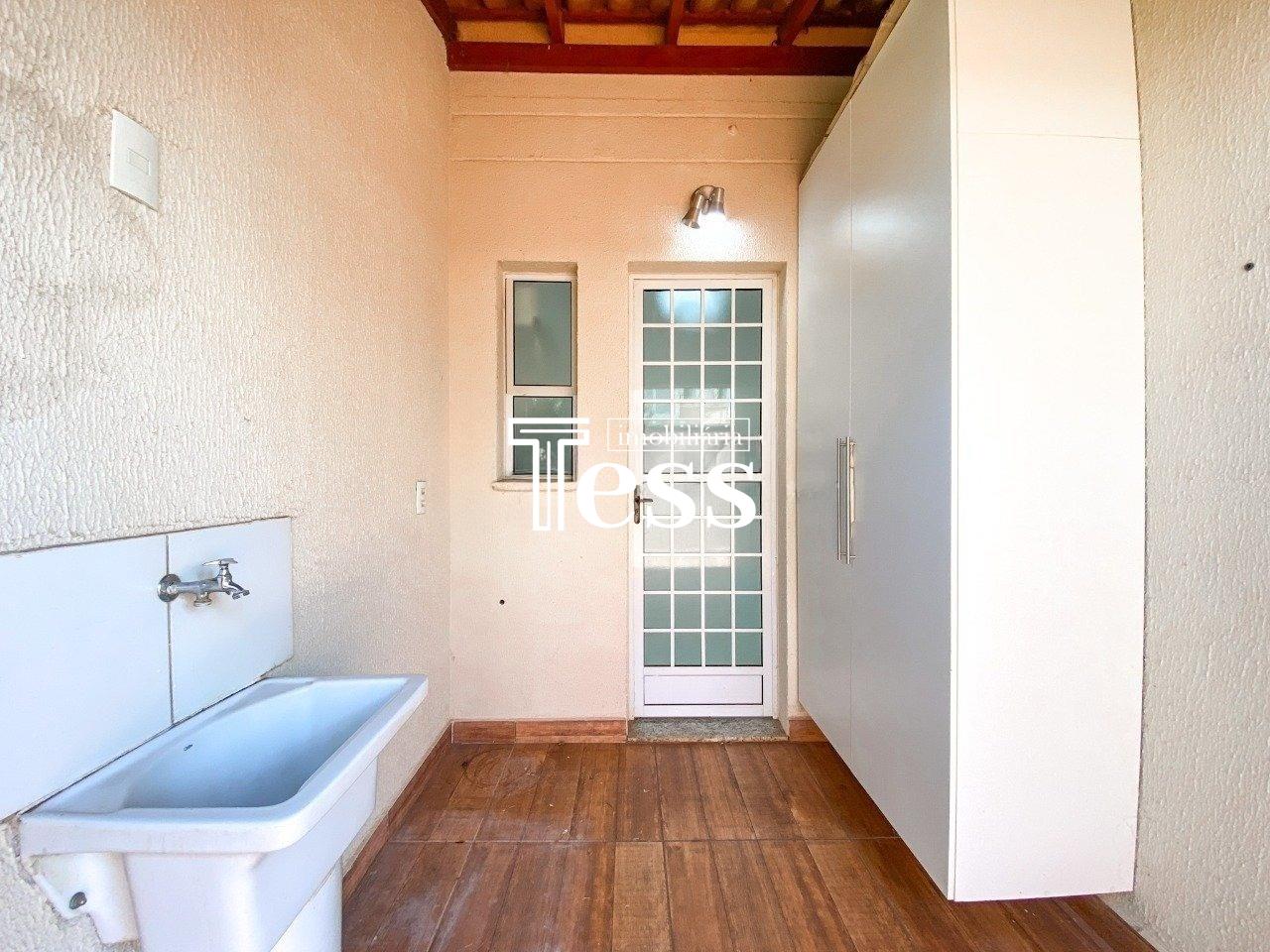 Casa de Condomínio com 3 quartos para aluguel, 140m² — foto 12 de 15