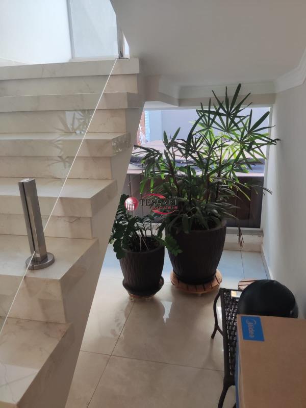 Casa de Condomínio com 4 quartos à venda, 310m² — foto 17 de 30