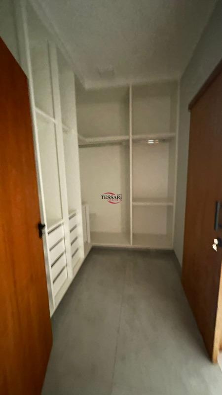 Casa de Condomínio com 3 quartos para aluguel, 170m² — foto 13 de 26