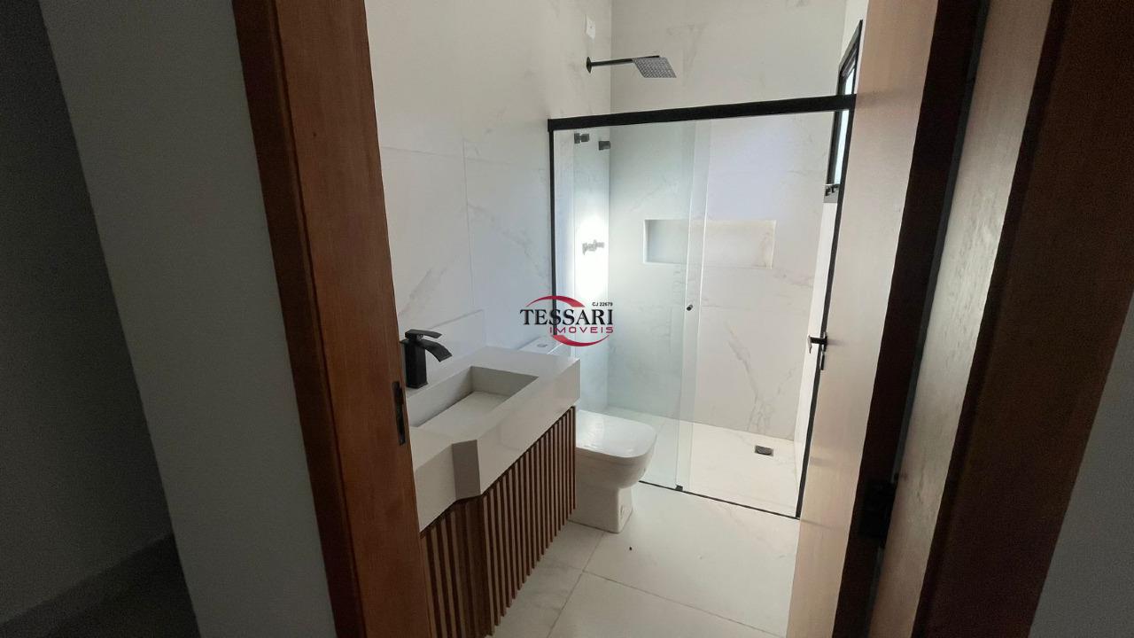 Casa de Condomínio com 3 quartos para aluguel, 170m² — foto 23 de 26