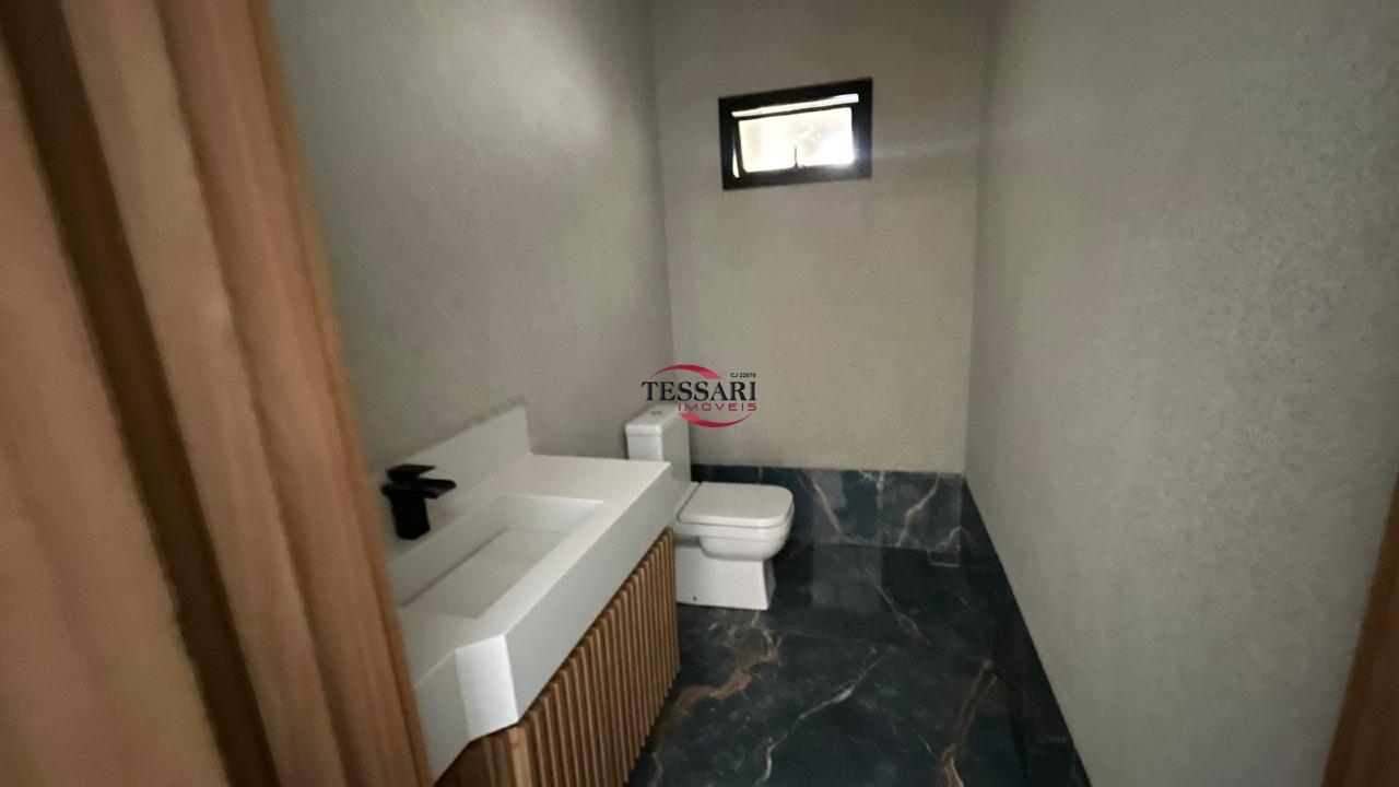 Casa de Condomínio com 3 quartos para aluguel, 170m² — foto 9 de 26