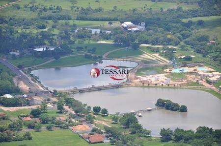 Terreno / Lote / Condomínio à venda, 450m² — foto 1 de 6