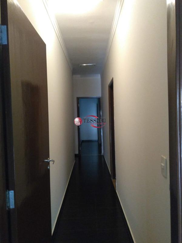 Casa de Condomínio com 3 quartos à venda, 180m² — foto 13 de 28