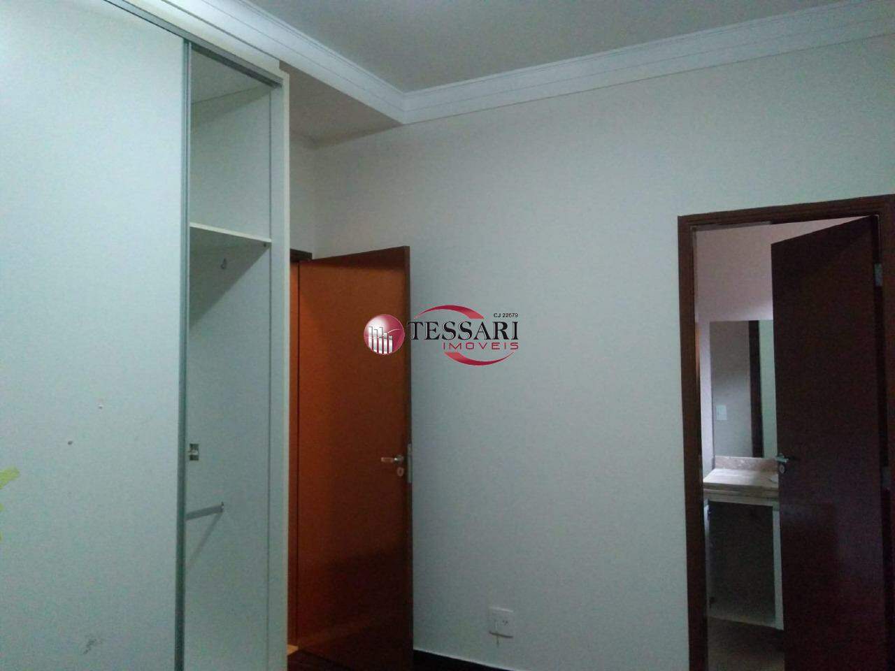 Casa de Condomínio com 3 quartos à venda, 180m² — foto 15 de 28