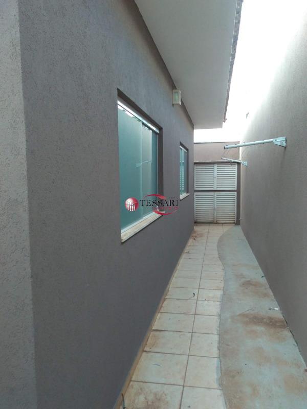 Casa de Condomínio com 3 quartos à venda, 180m² — foto 18 de 28