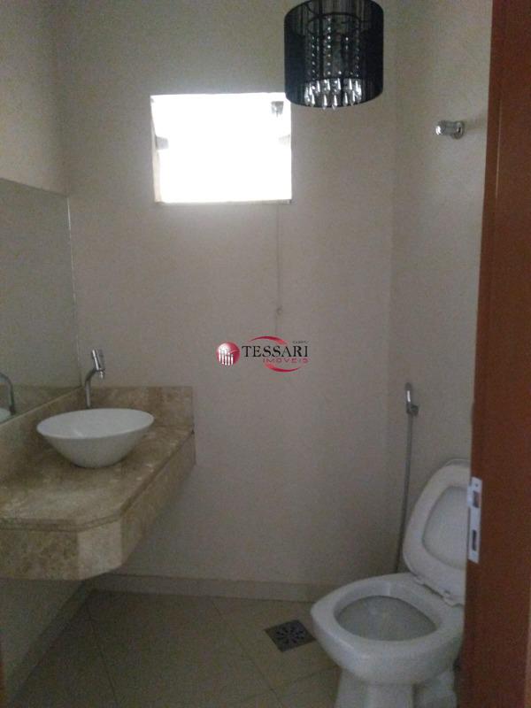 Casa de Condomínio com 3 quartos para aluguel, 180m² — foto 14 de 28