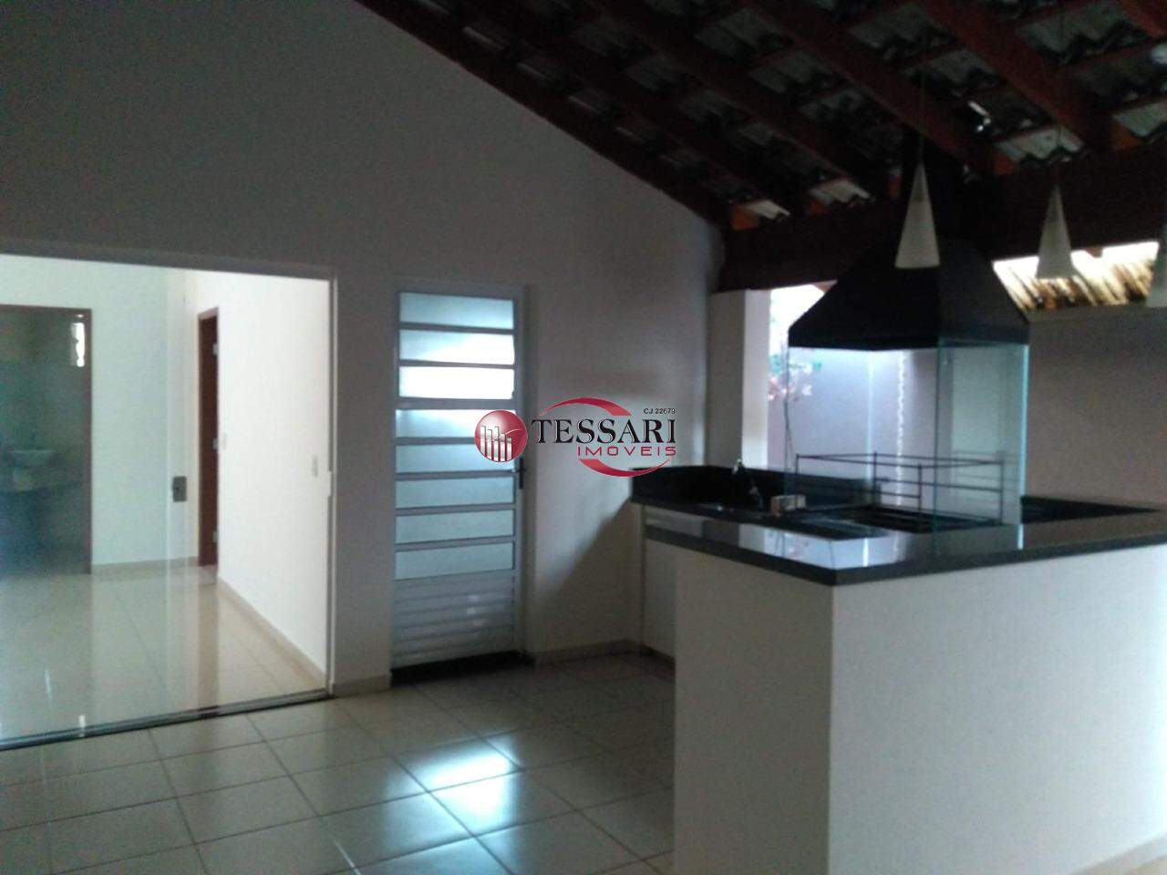 Casa de Condomínio com 3 quartos para aluguel, 180m² — foto 9 de 28