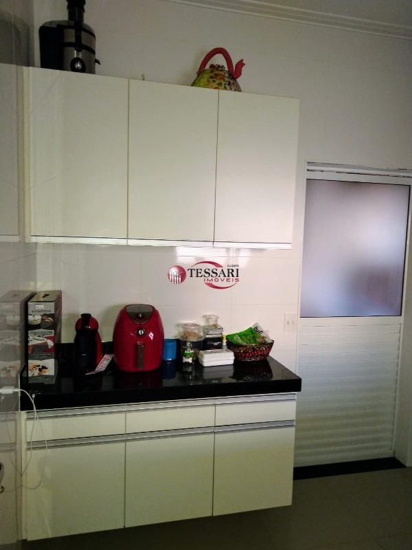 Casa de Condomínio com 3 quartos à venda, 160m² — foto 8 de 20
