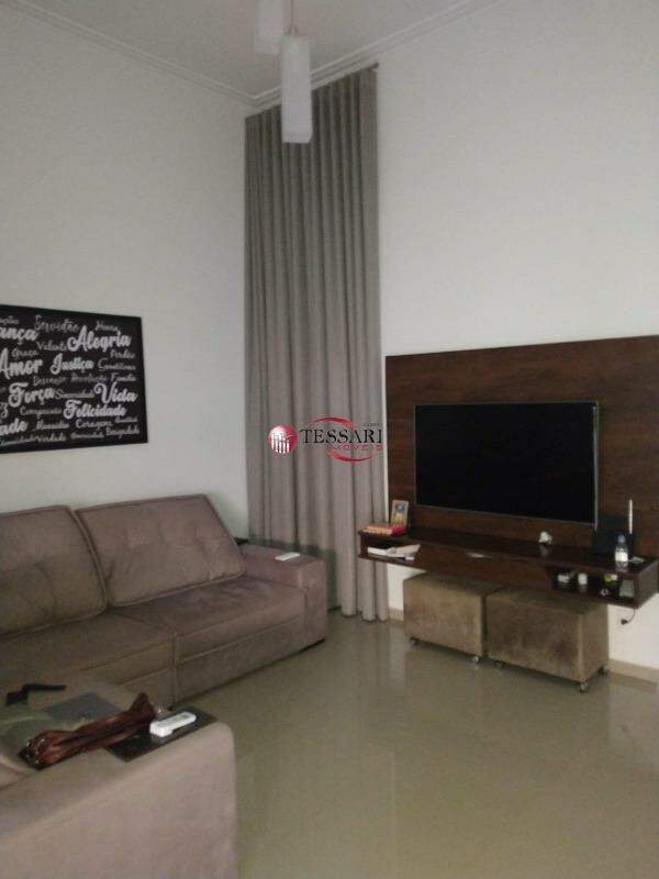 Casa de Condomínio com 3 quartos à venda, 160m² — foto 2 de 20