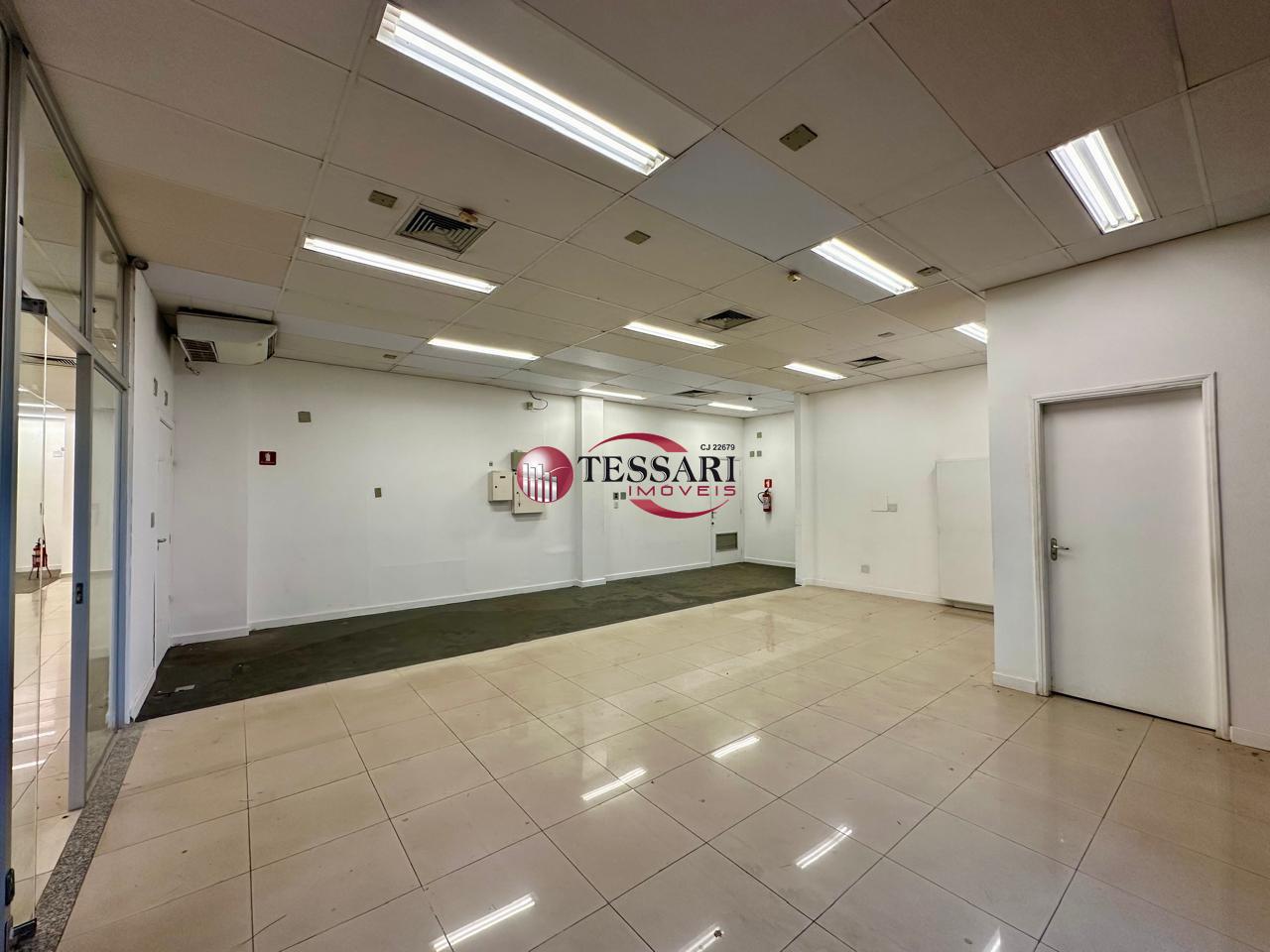 Loja / Salão / Ponto Comercial à venda, 634m² — foto 3 de 3