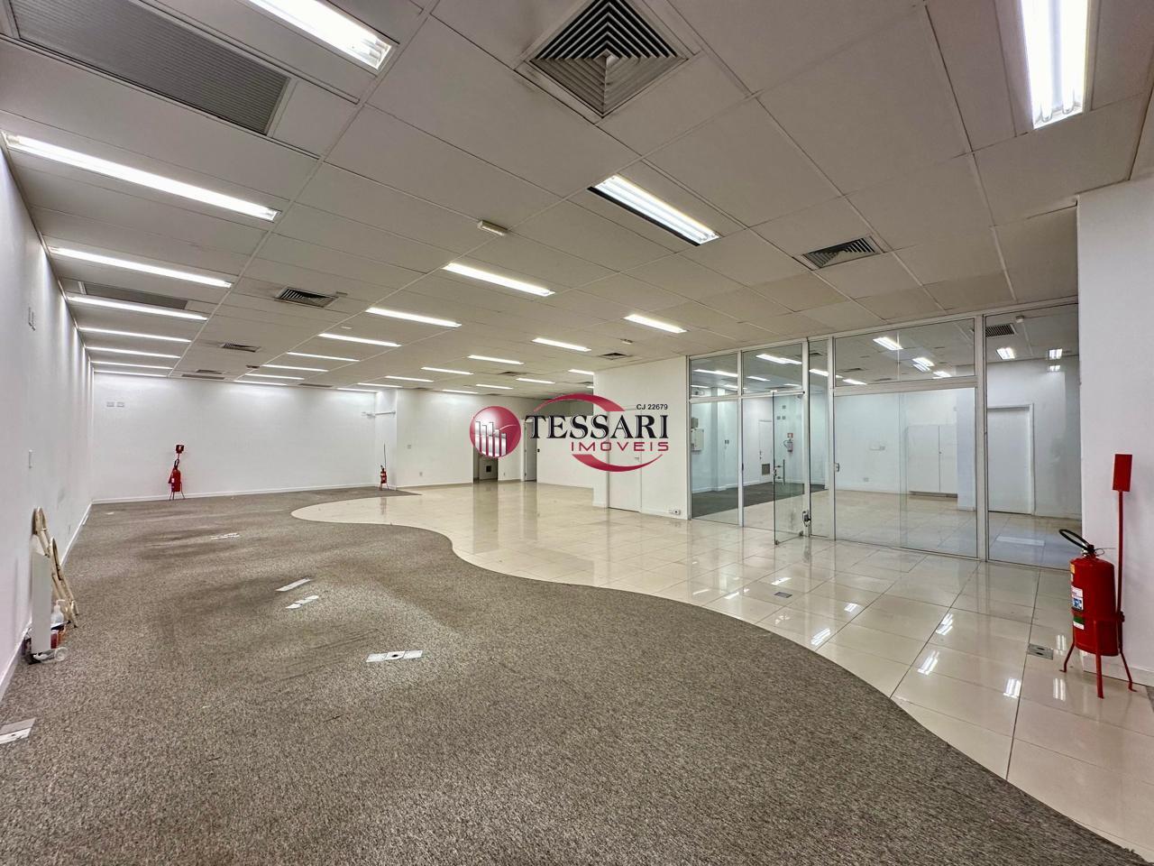Loja / Salão / Ponto Comercial à venda, 634m² — foto 2 de 3