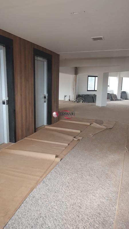 Conjunto Comercial / Sala para aluguel, 460m² — foto 2 de 10