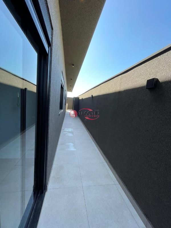 Casa de Condomínio com 3 quartos à venda, 223m² — foto 11 de 13