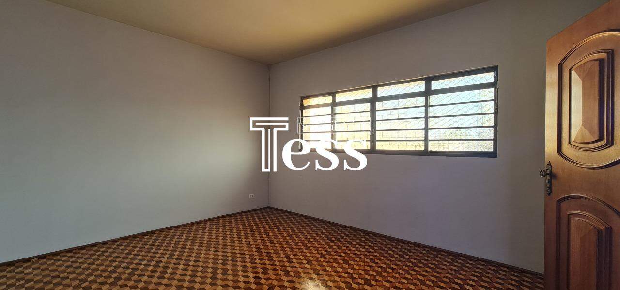 Casa com 4 quartos para aluguel, 200m² — foto 4 de 29