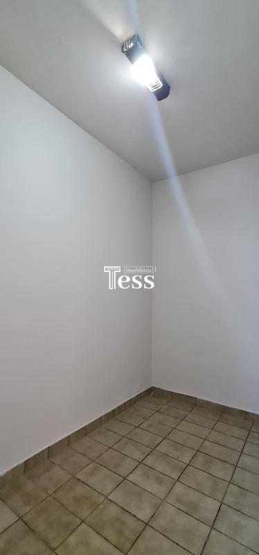 Casa com 4 quartos para aluguel, 200m² — foto 27 de 29