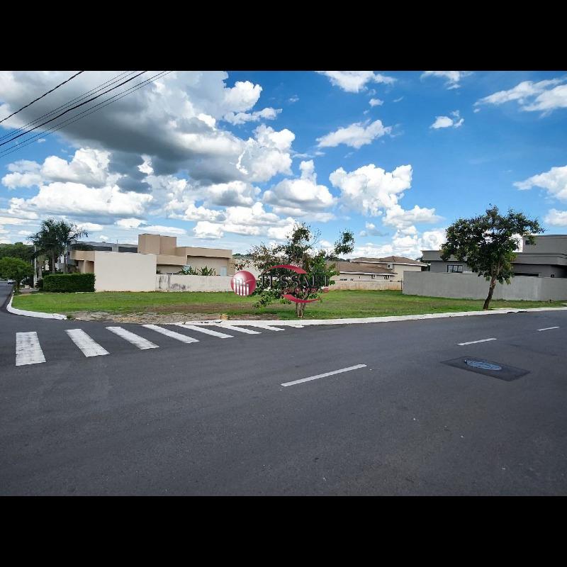 Terreno / Lote / Condomínio à venda, 764m² — foto 6 de 8