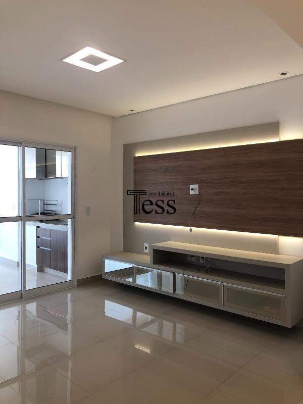 Apartamento com 3 quartos à venda, 132m² — foto 2 de 22