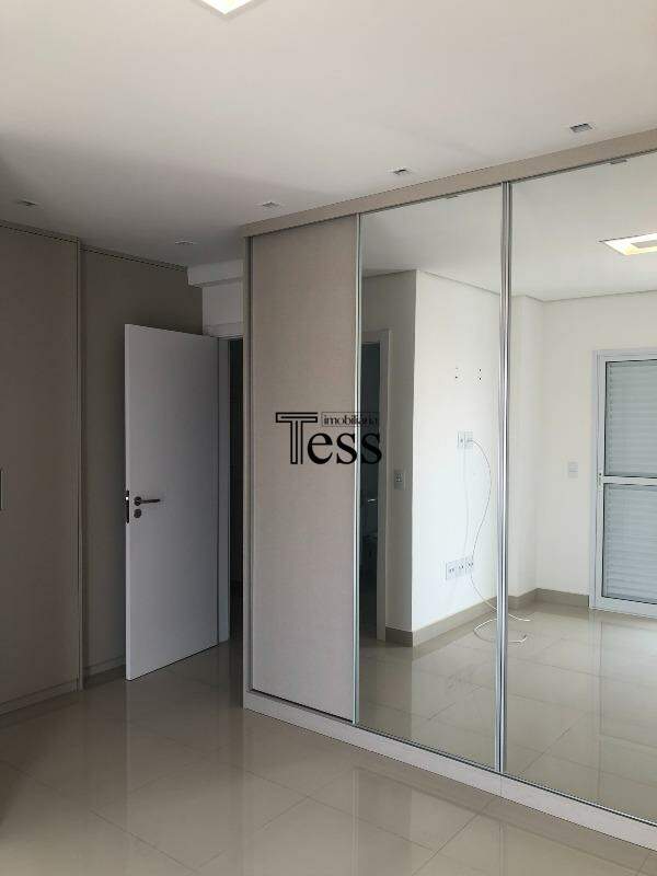 Apartamento com 3 quartos à venda, 132m² — foto 18 de 22