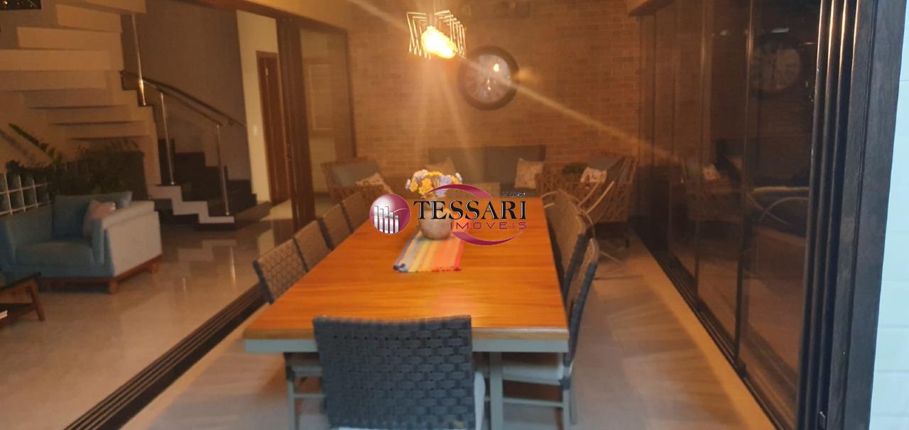 Casa de Condomínio com 3 quartos à venda, 300m² — foto 7 de 18