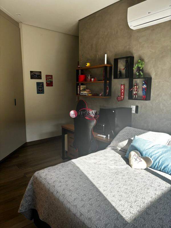 Casa de Condomínio com 3 quartos à venda, 280m² — foto 22 de 24