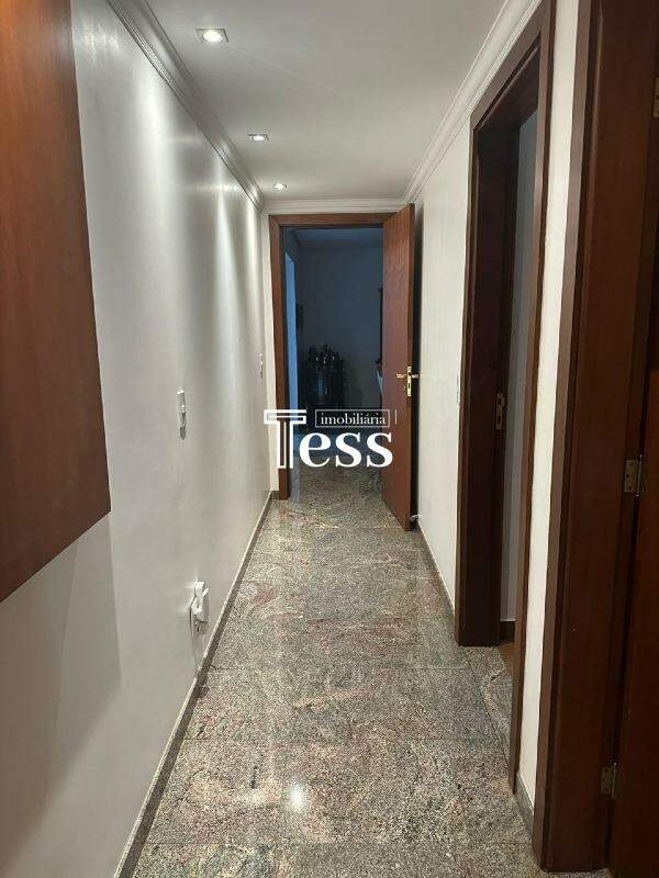 Apartamento com 3 quartos à venda, 200m² — foto 12 de 30
