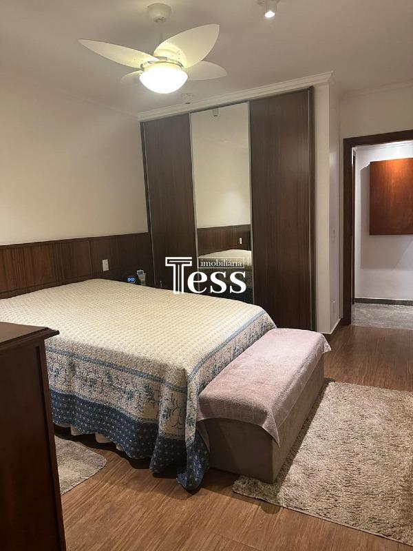 Apartamento com 3 quartos à venda, 200m² — foto 27 de 30