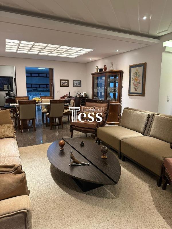 Apartamento com 3 quartos à venda, 200m² — foto 3 de 30