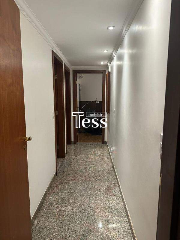 Apartamento com 3 quartos à venda, 200m² — foto 13 de 30