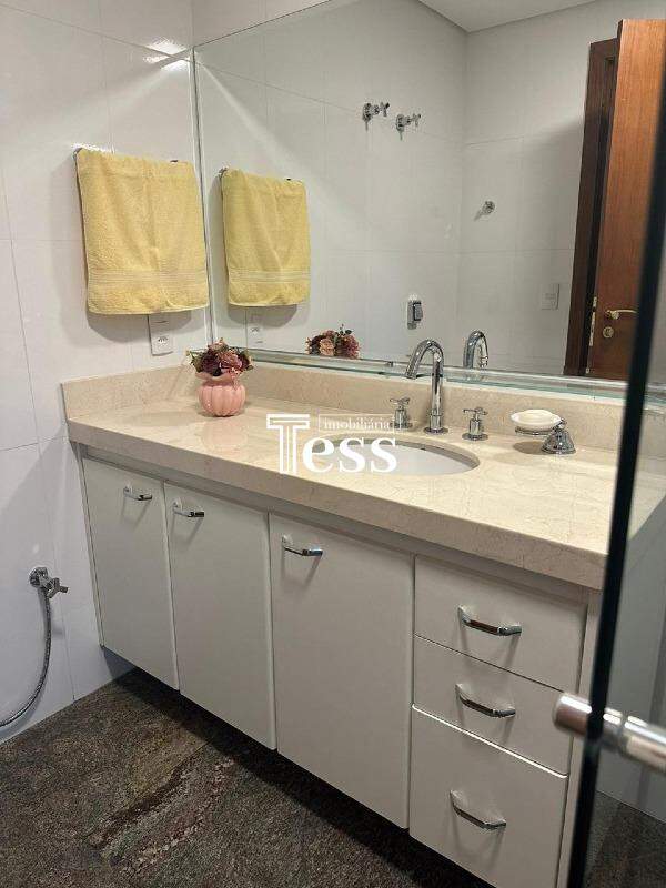 Apartamento com 3 quartos à venda, 200m² — foto 29 de 30