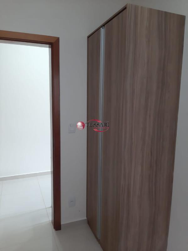 Casa de Condomínio com 3 quartos à venda, 230m² — foto 14 de 21